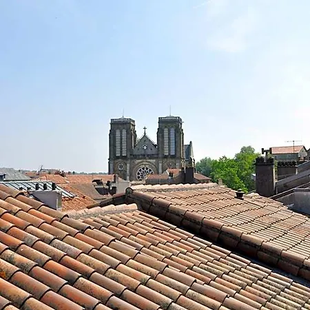 Temporesidence Chateauneuf 3*