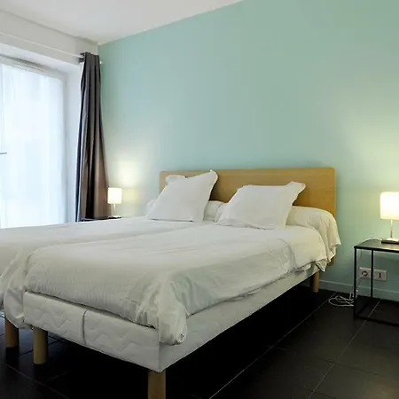 Апарт-отель Temporesidence Chateauneuf 3*