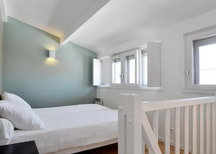 아파트호텔 Temporesidence Chateauneuf