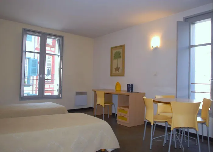 Temporesidence Chateauneuf Apartmanhotel Bayonne