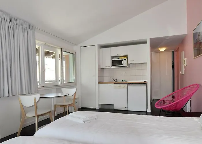 Apartmanhotel Temporesidence Chateauneuf 3*